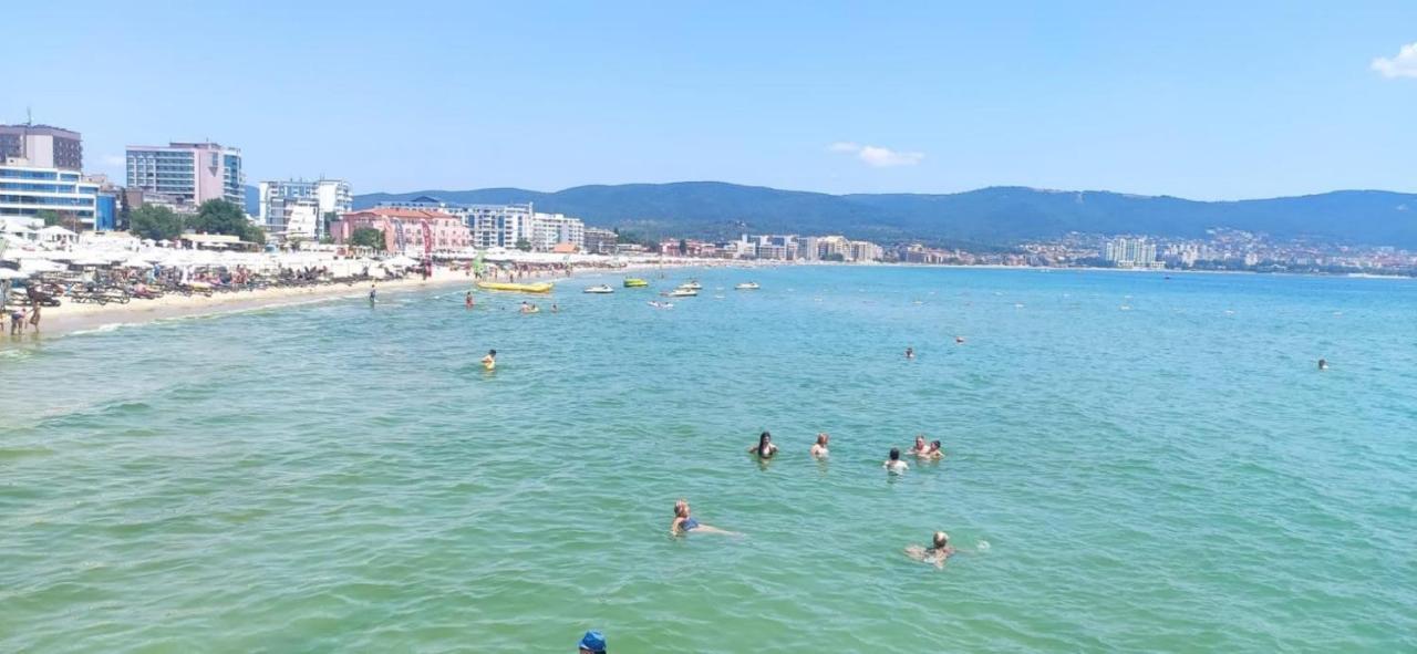 Yves 2 Bed Apart At Sun Village Sunny Beach Not Far Away From The Sea ภายนอก รูปภาพ